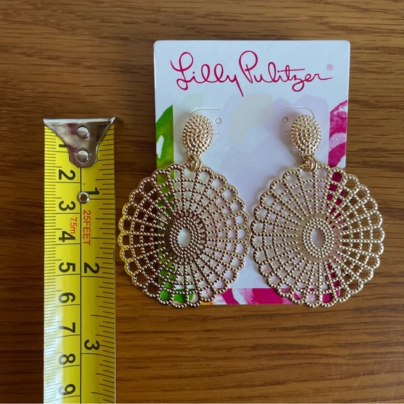 Lilly Pulitzer Lilly Lace Statement Earrings Gold - Picture 2 of 5
